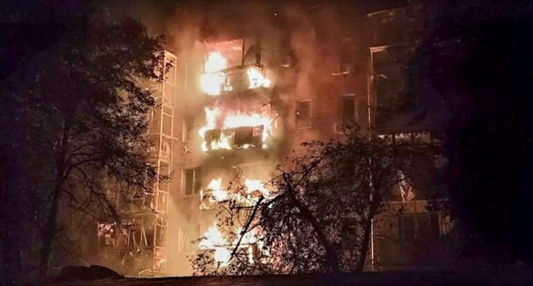 RUSIJA NAPADA VIŠE UKRAJINSKIH GRADOVA: Avioni MiG-31 bacaju bombe